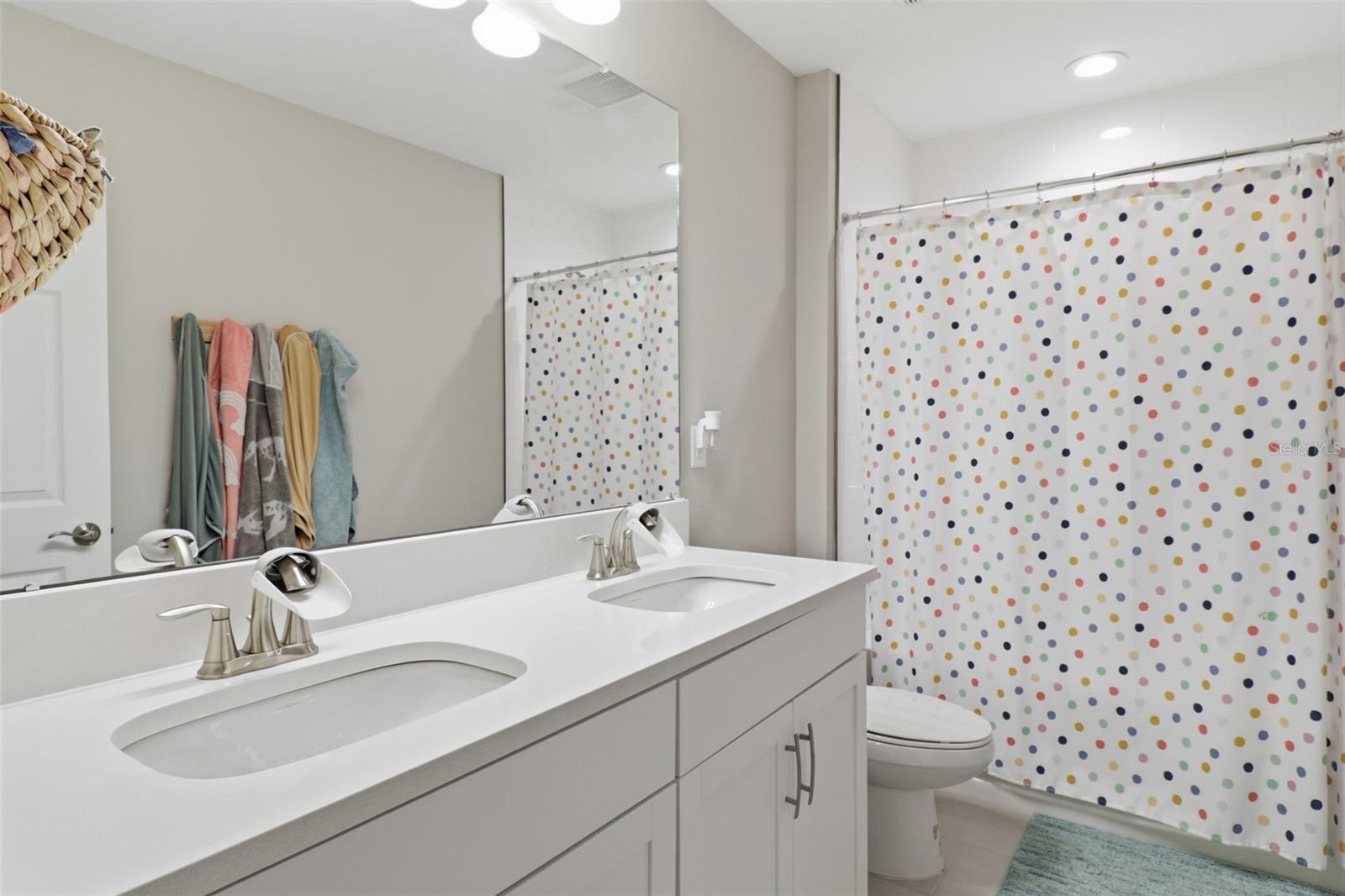 Image 23 of 89 For 17974 Ramble On Way