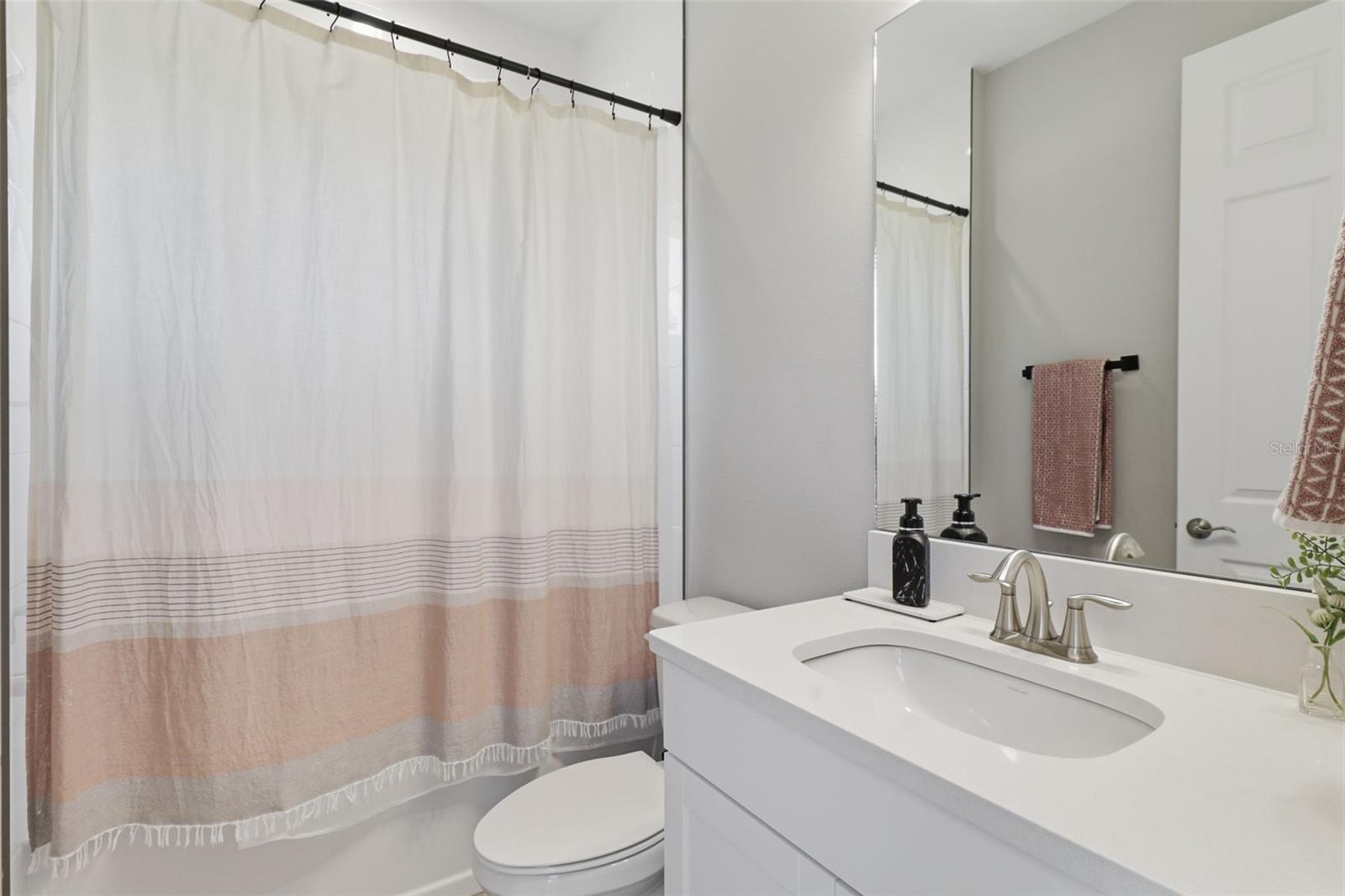 Image 25 of 89 For 17974 Ramble On Way