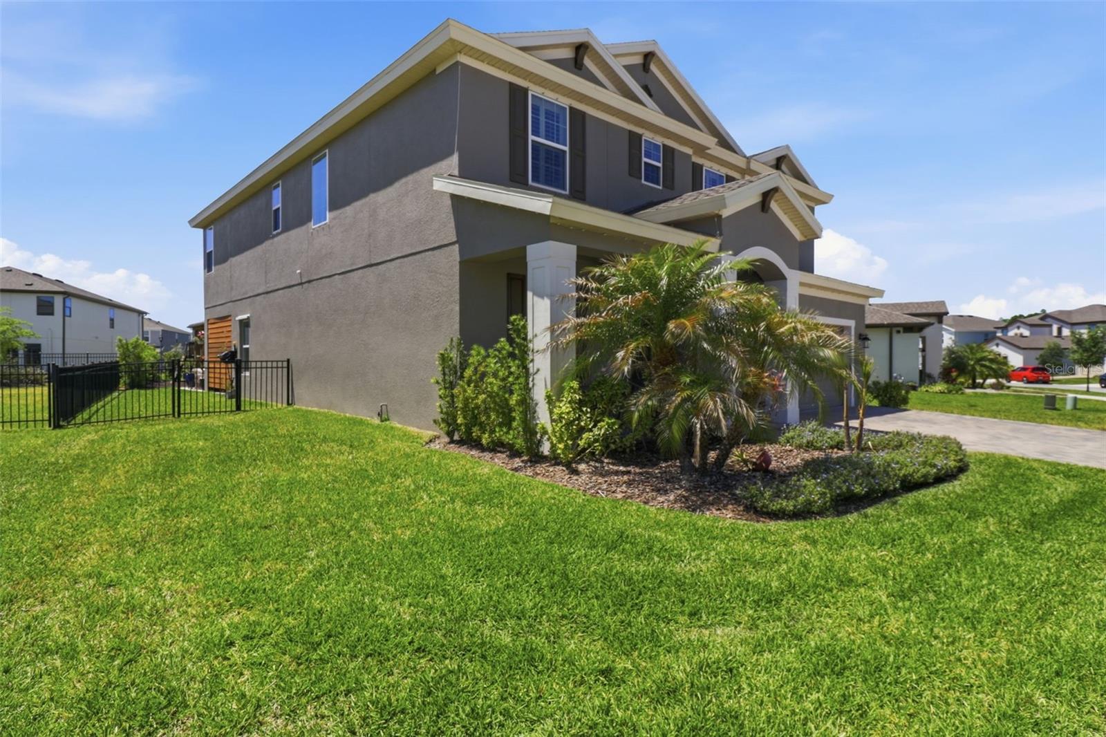 Image 33 of 89 For 17974 Ramble On Way