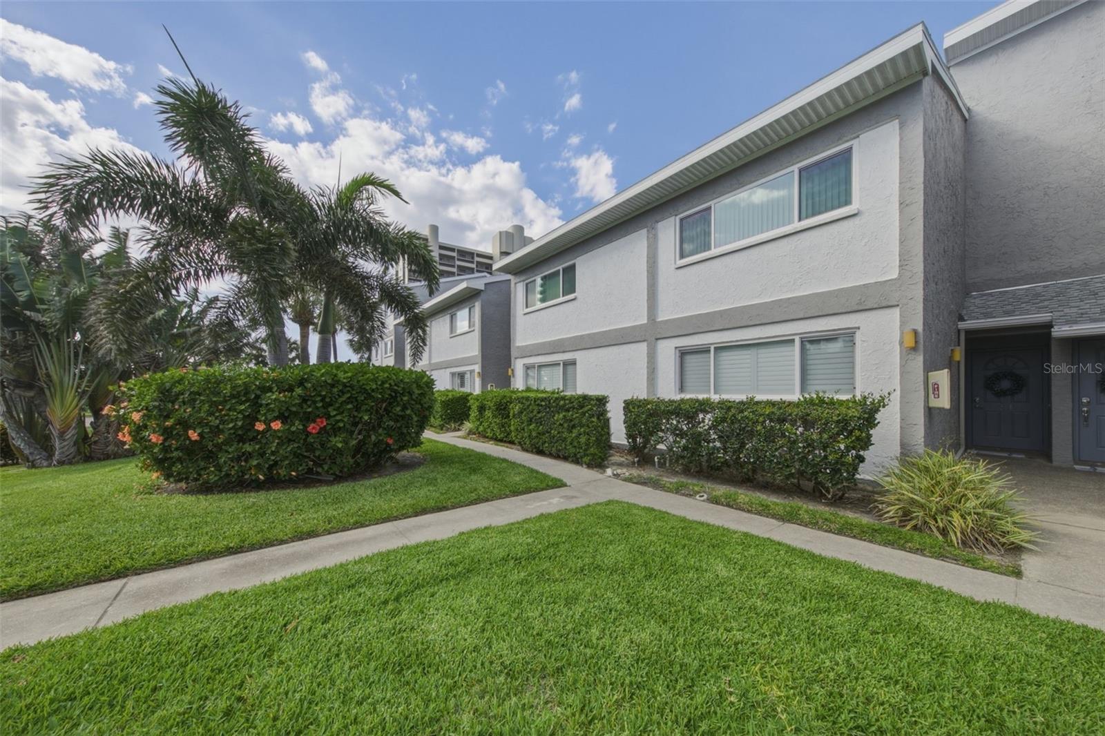 Image 35 of 48 For 1351 Gulf Boulevard 202