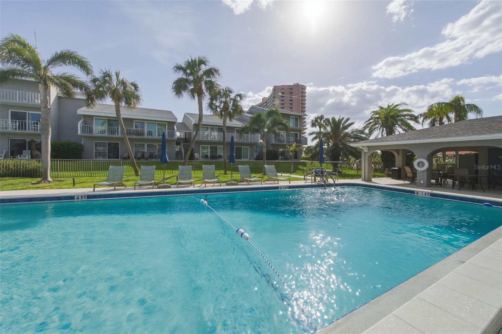 Image 41 of 48 For 1351 Gulf Boulevard 202