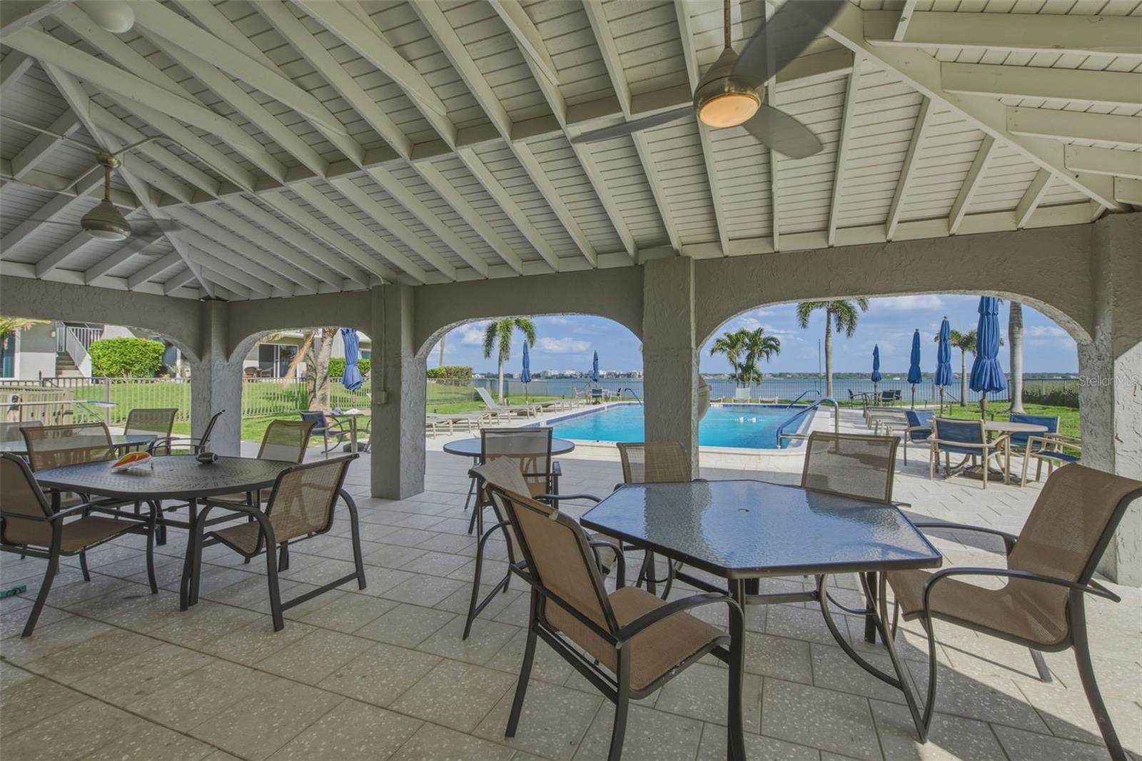 Image 42 of 48 For 1351 Gulf Boulevard 202
