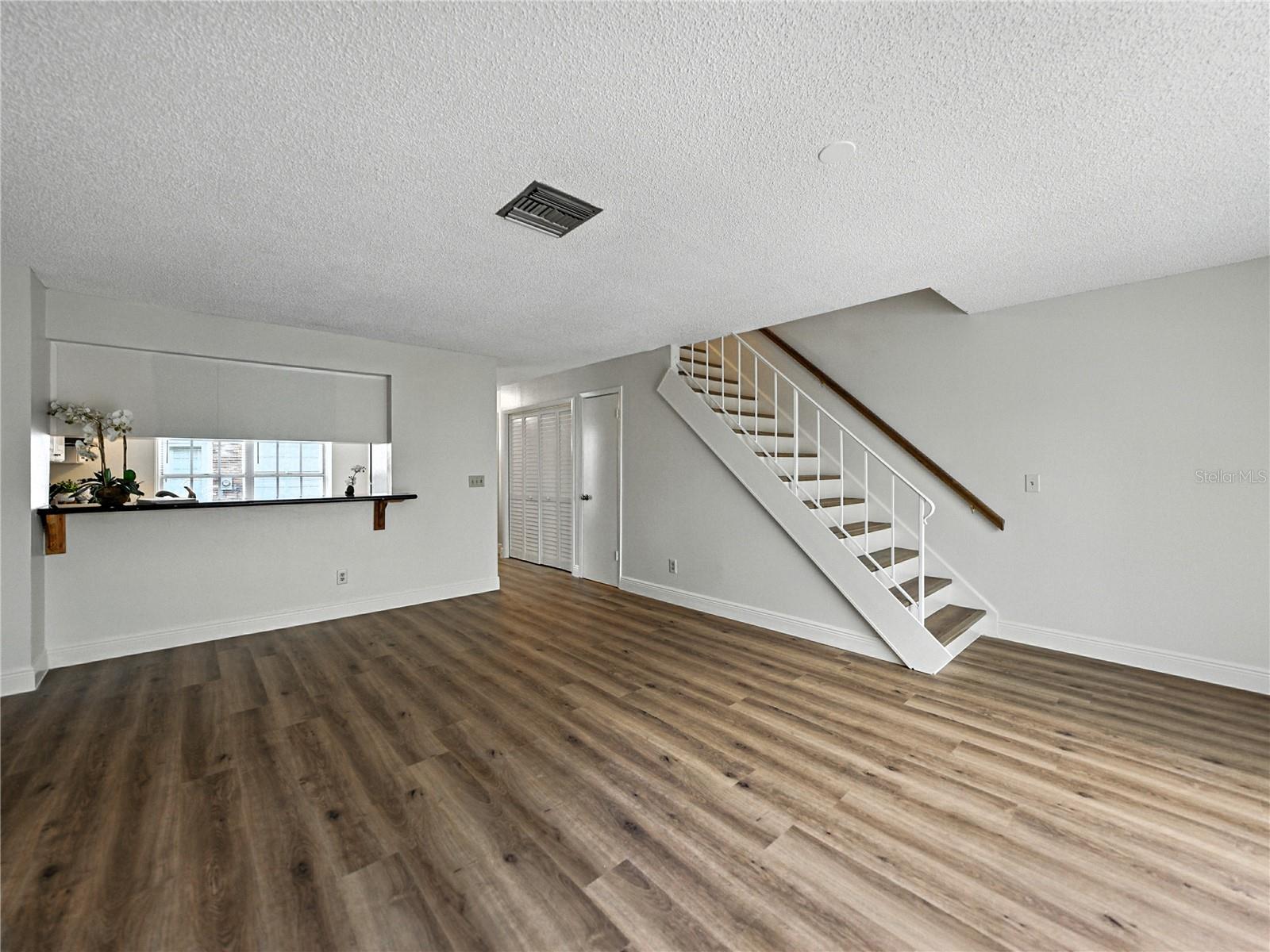 Image 11 of 55 For 1816 Mill Run Circle