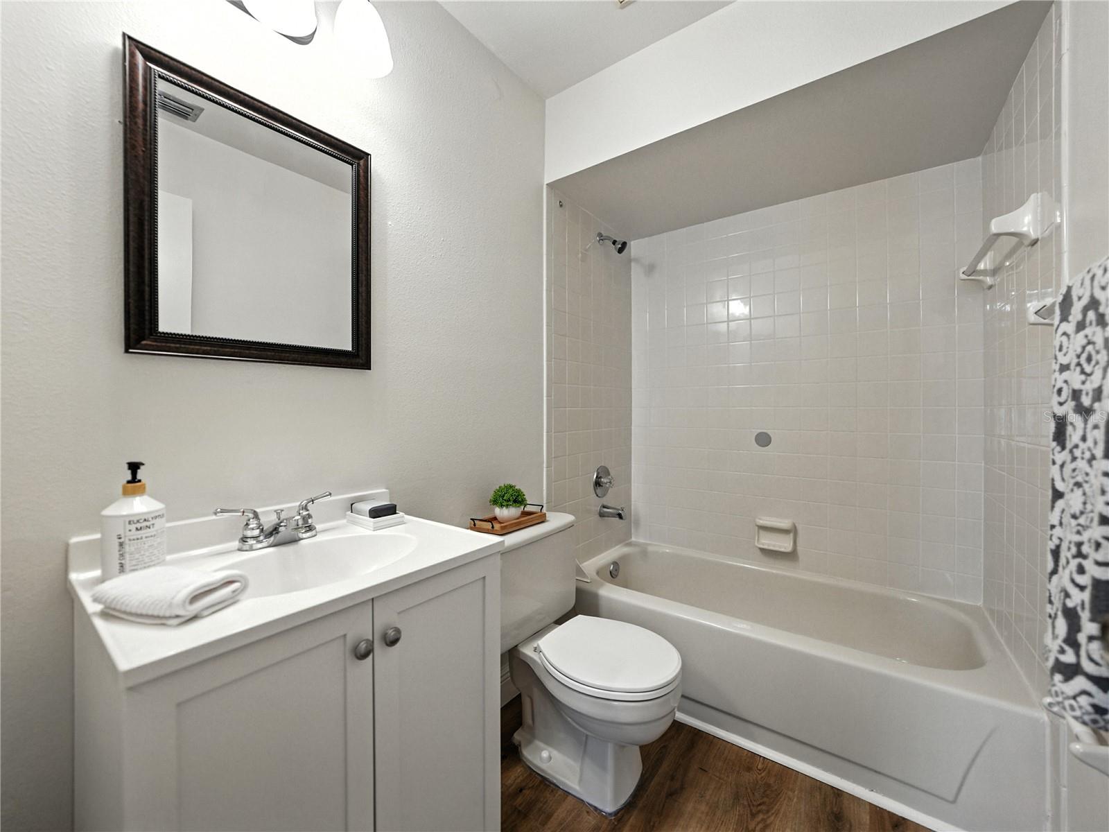 Image 28 of 55 For 1816 Mill Run Circle