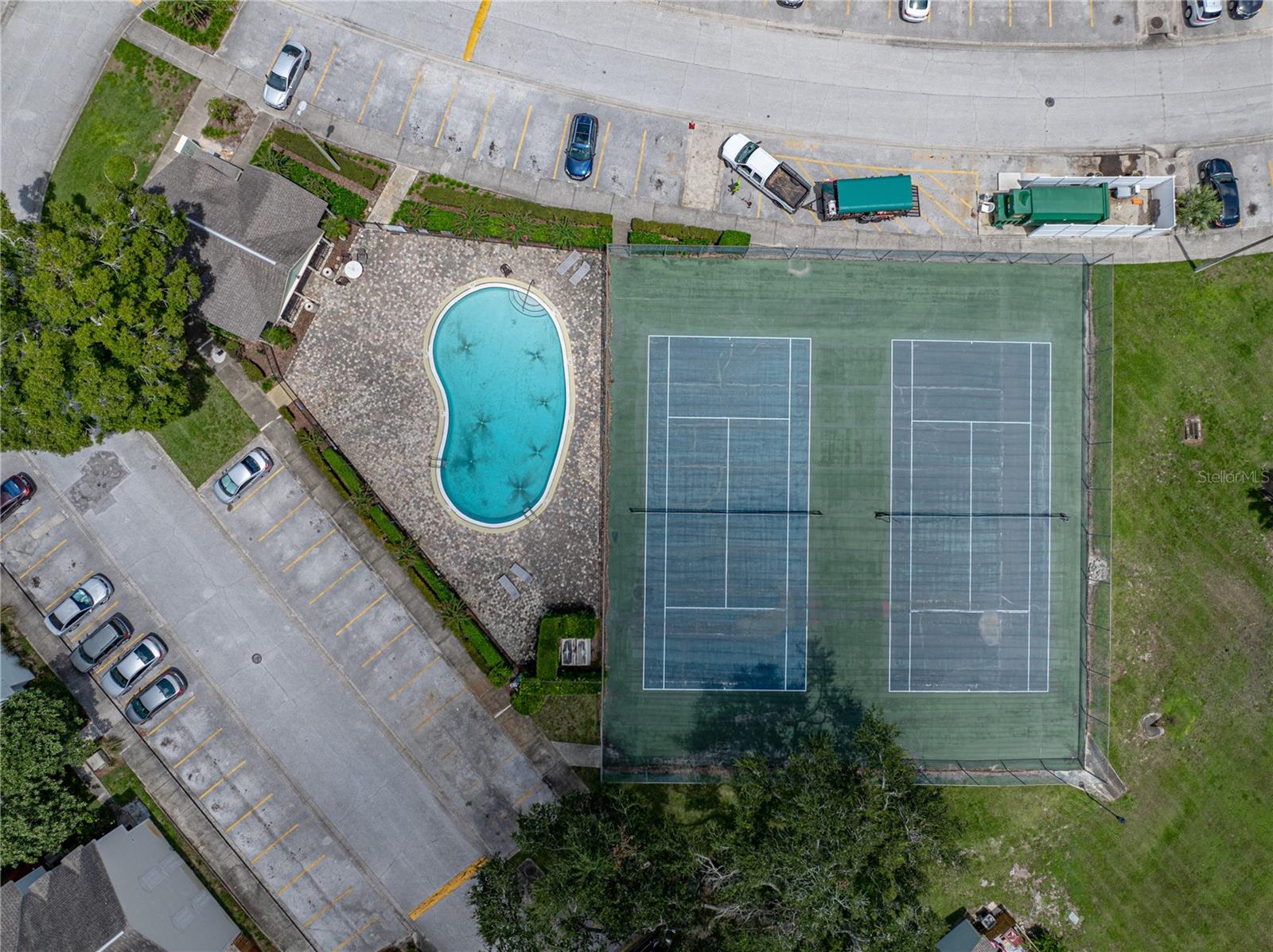 Image 35 of 55 For 1816 Mill Run Circle