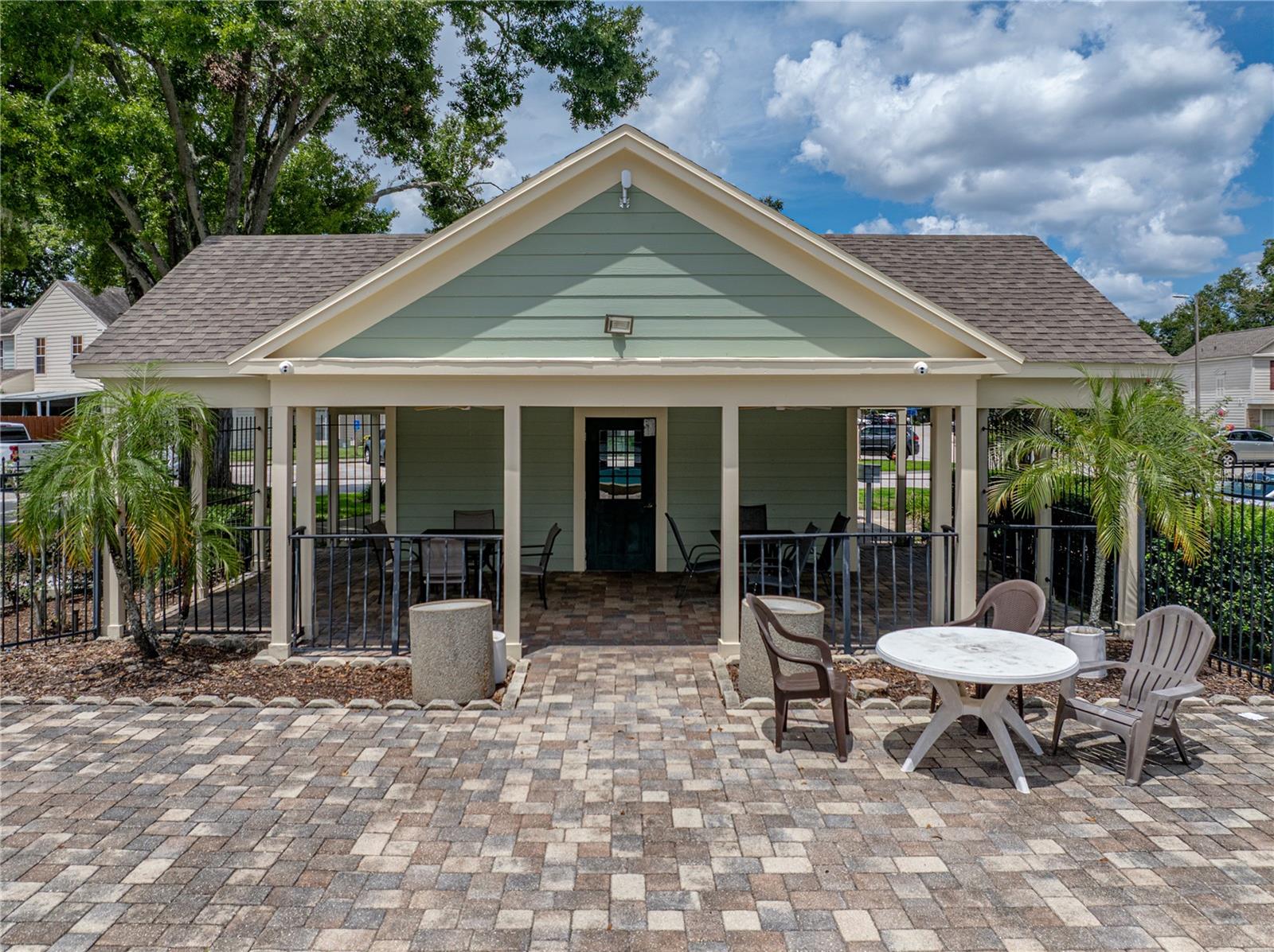 Image 40 of 55 For 1816 Mill Run Circle