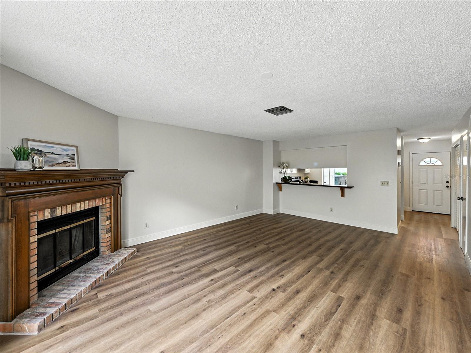 Image 9 of 55 For 1816 Mill Run Circle