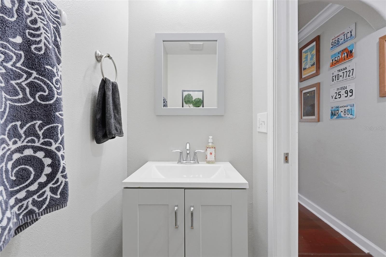 Image 14 of 44 For 7323 Lumber Port Drive