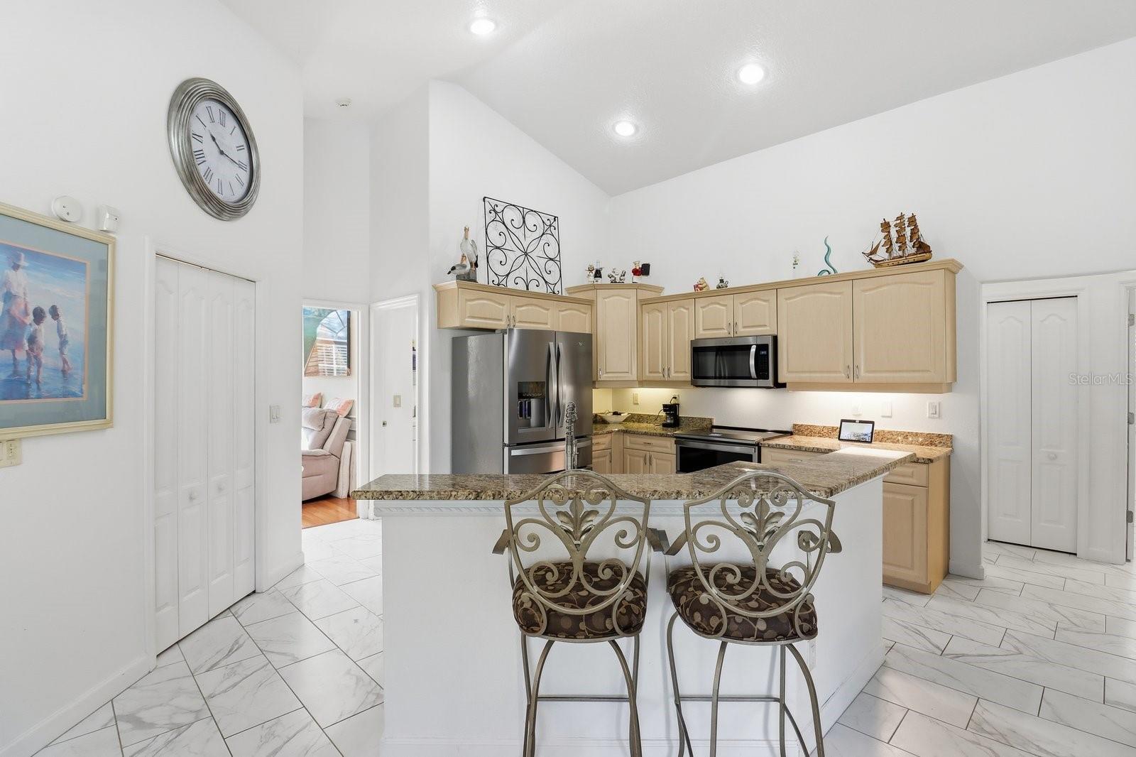 Listing photo id 15 for 11113 Flatwood Avenue