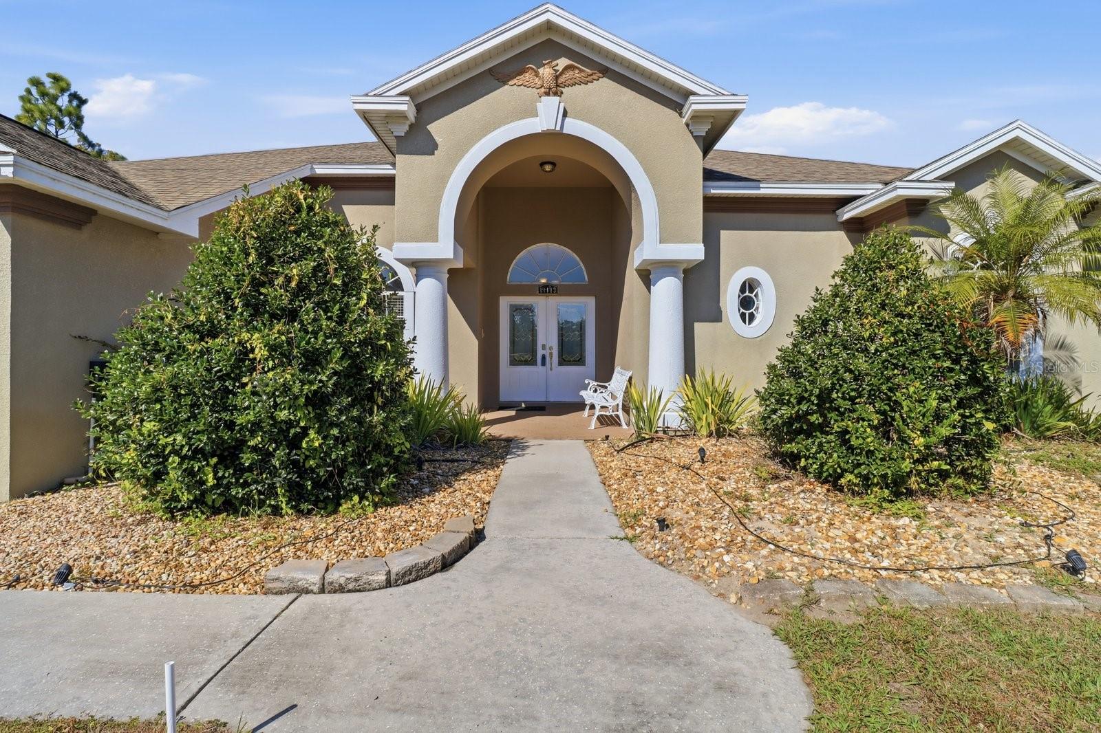 Listing photo id 4 for 11113 Flatwood Avenue