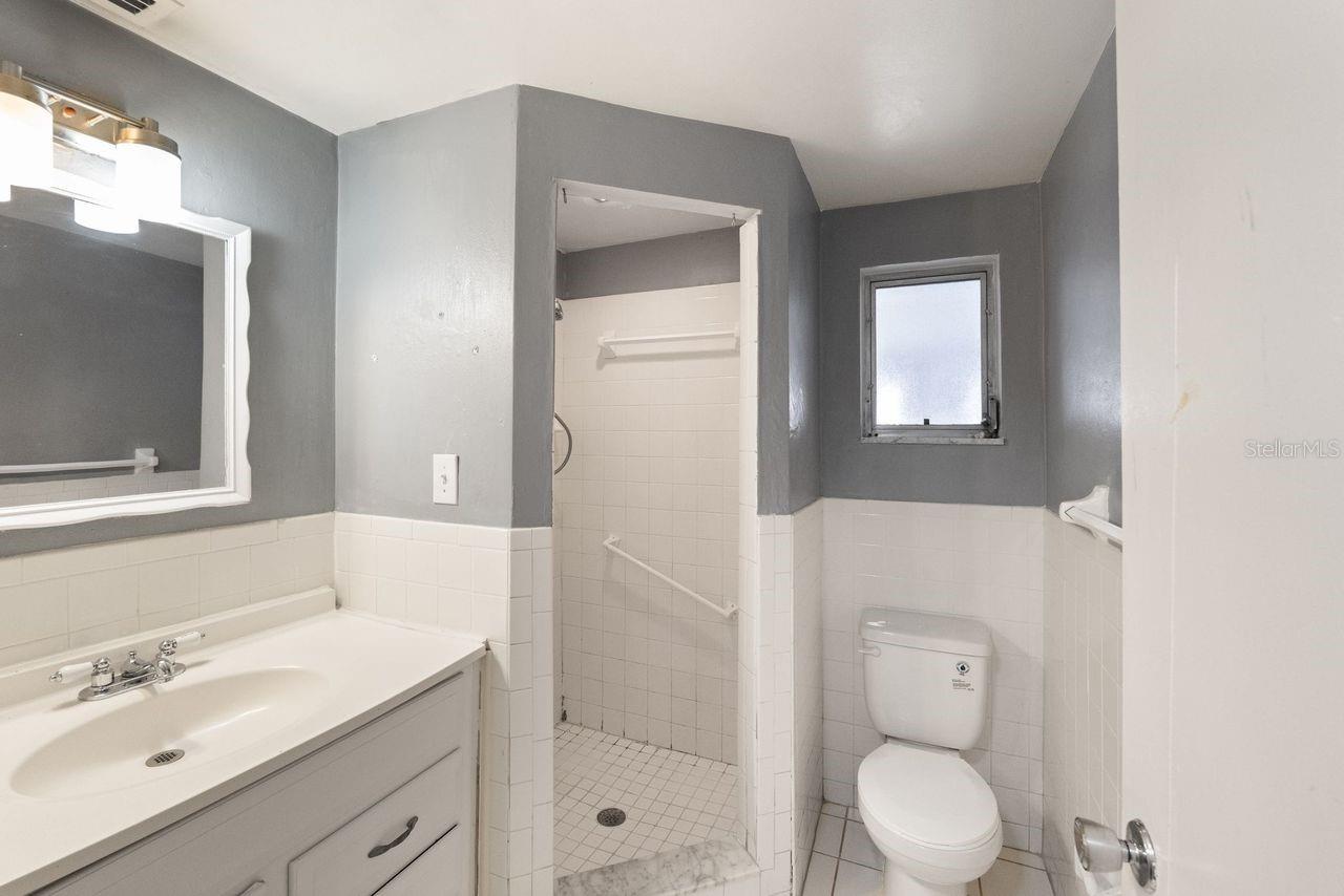 Image 11 of 18 For 5109 Tilson Drive