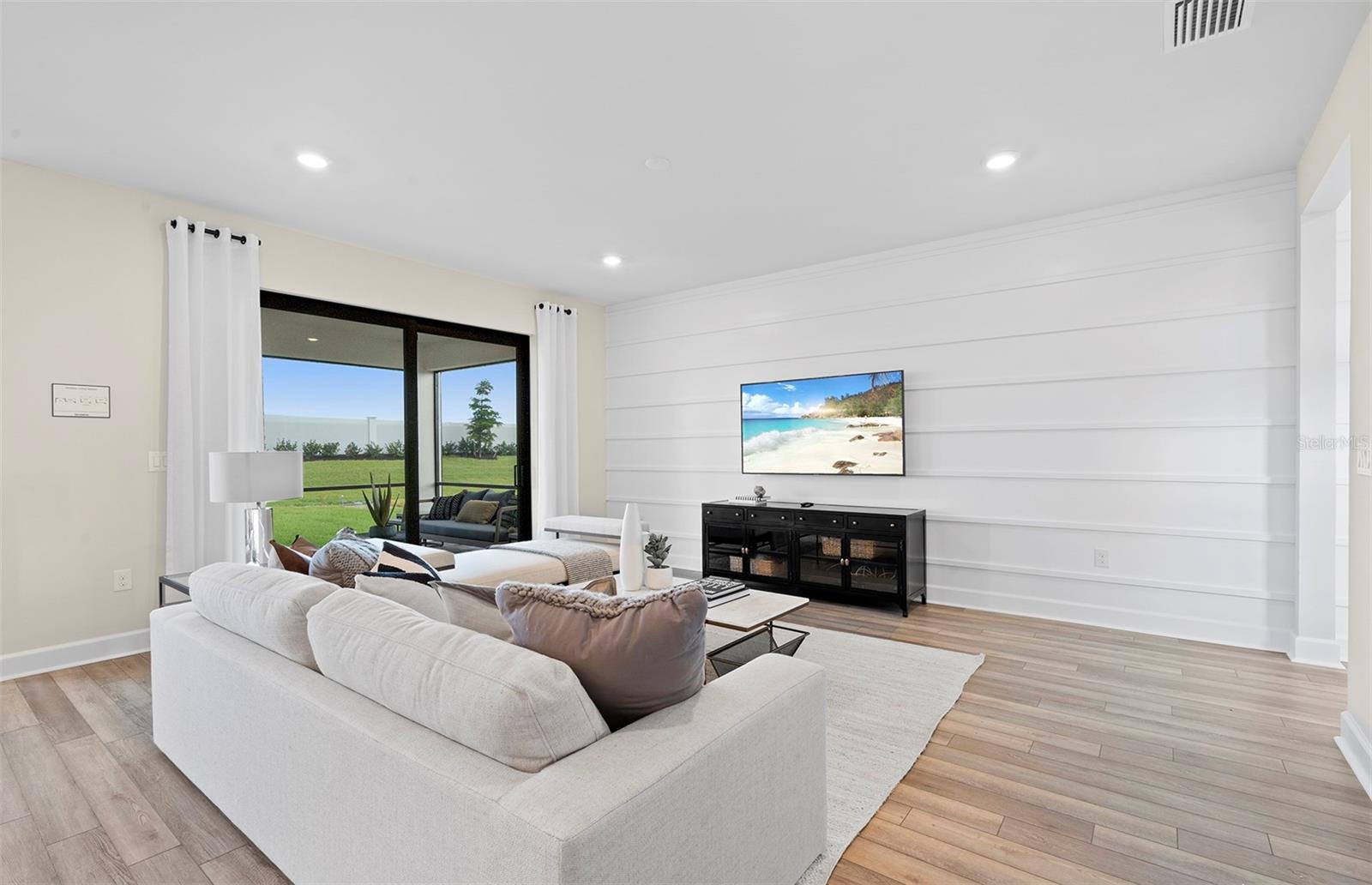 Image 10 of 28 For 6120 Wire Grass Court