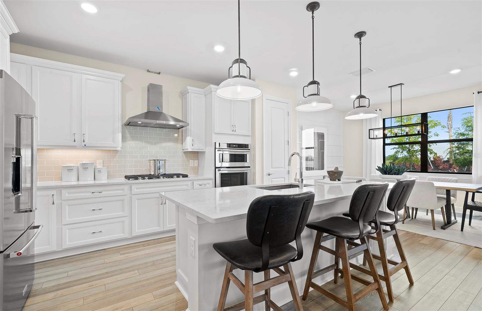 Image 13 of 28 For 6120 Wire Grass Court