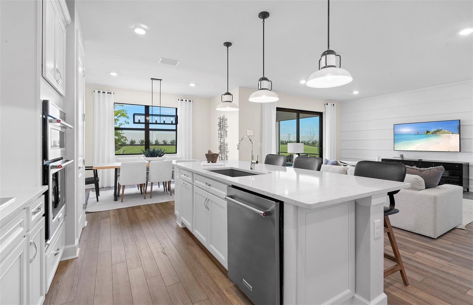 Image 14 of 28 For 6120 Wire Grass Court