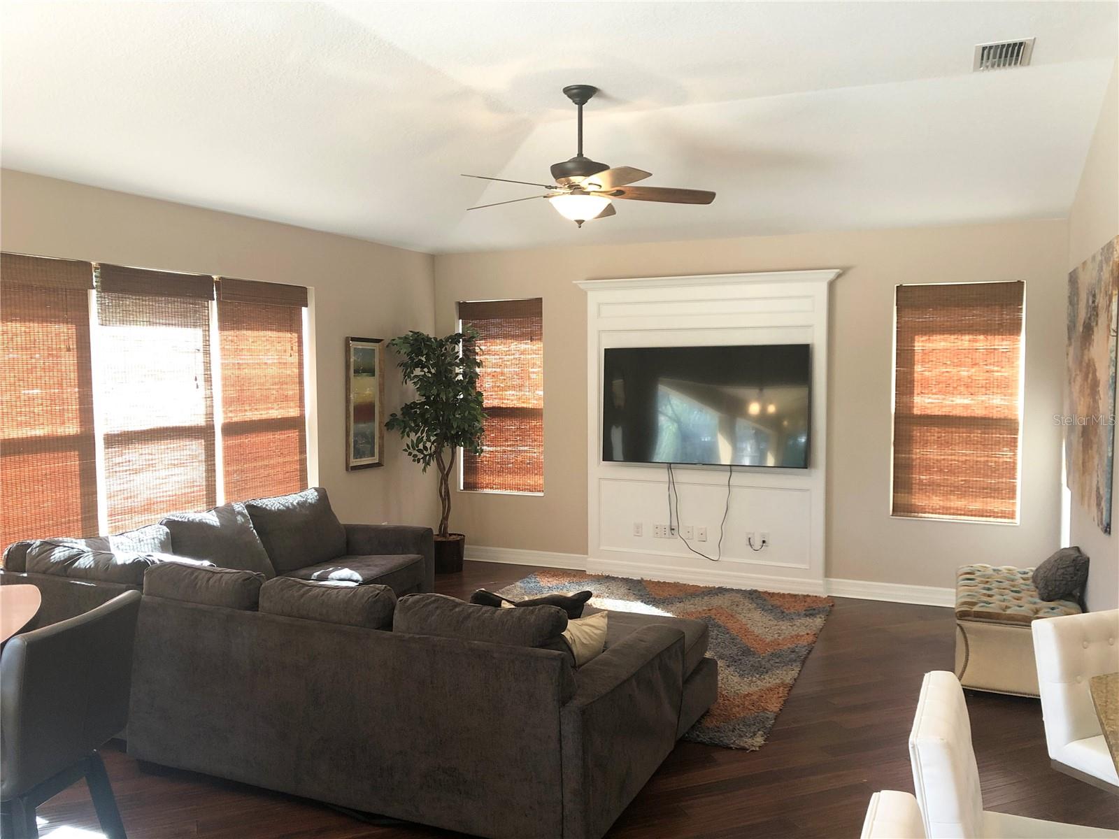 Image 9 of 24 For 19125 Sweet Clover Lane