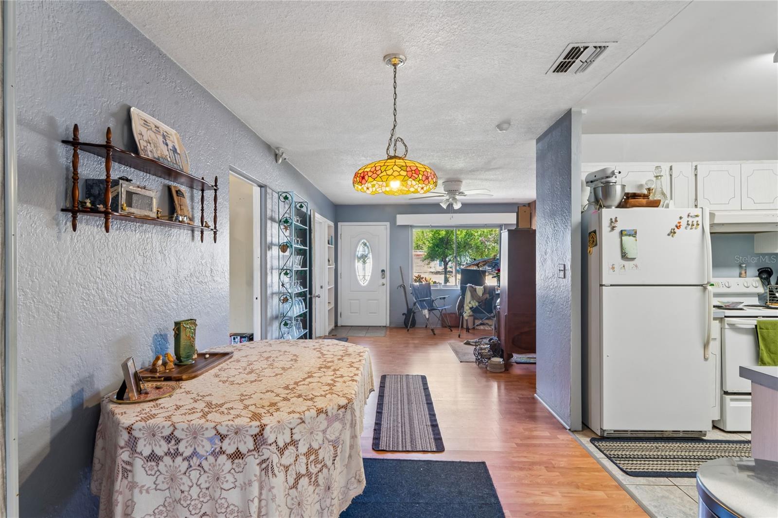 Image 11 of 39 For 348 Lewis Boulevard Se