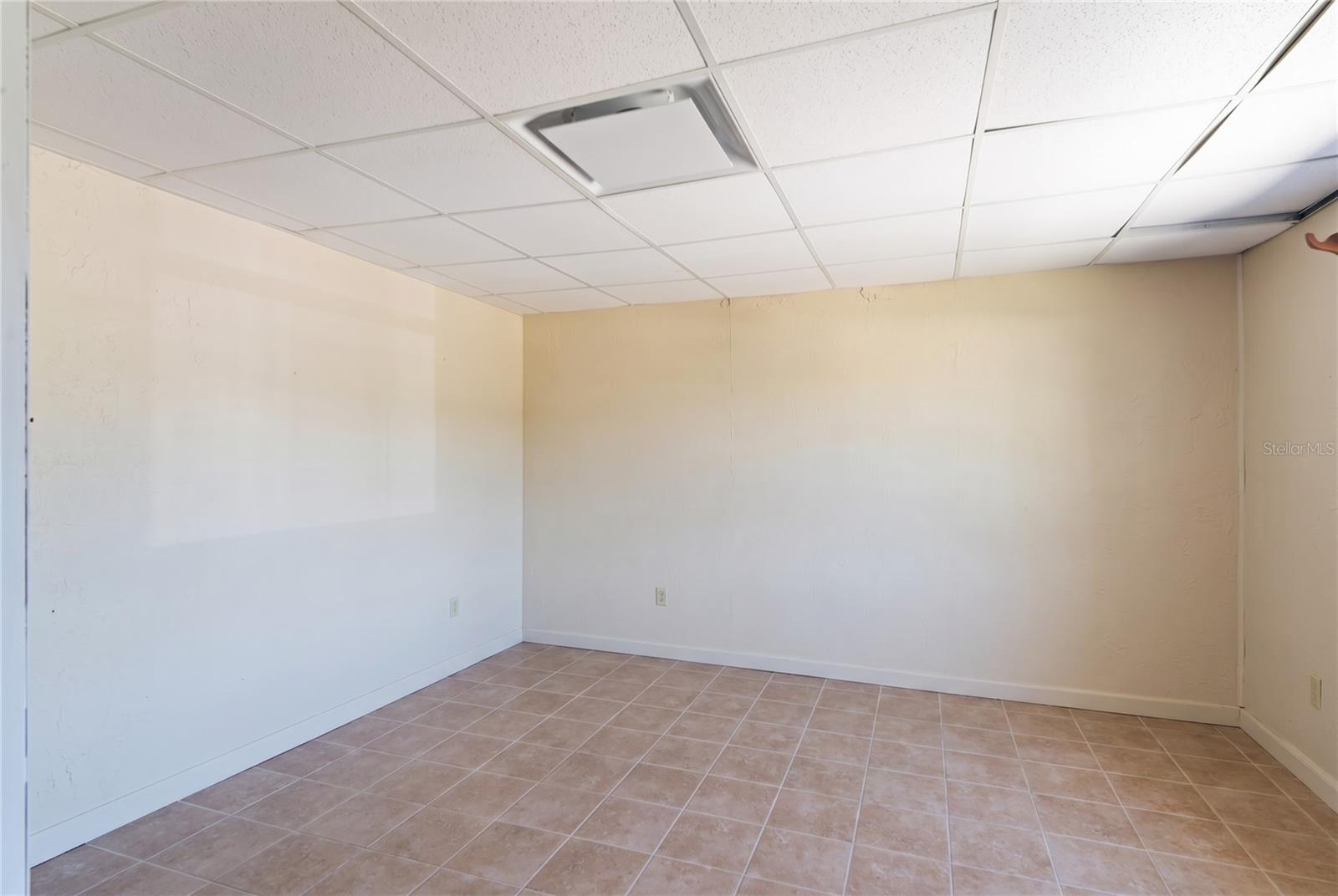 Image 26 of 39 For 348 Lewis Boulevard Se