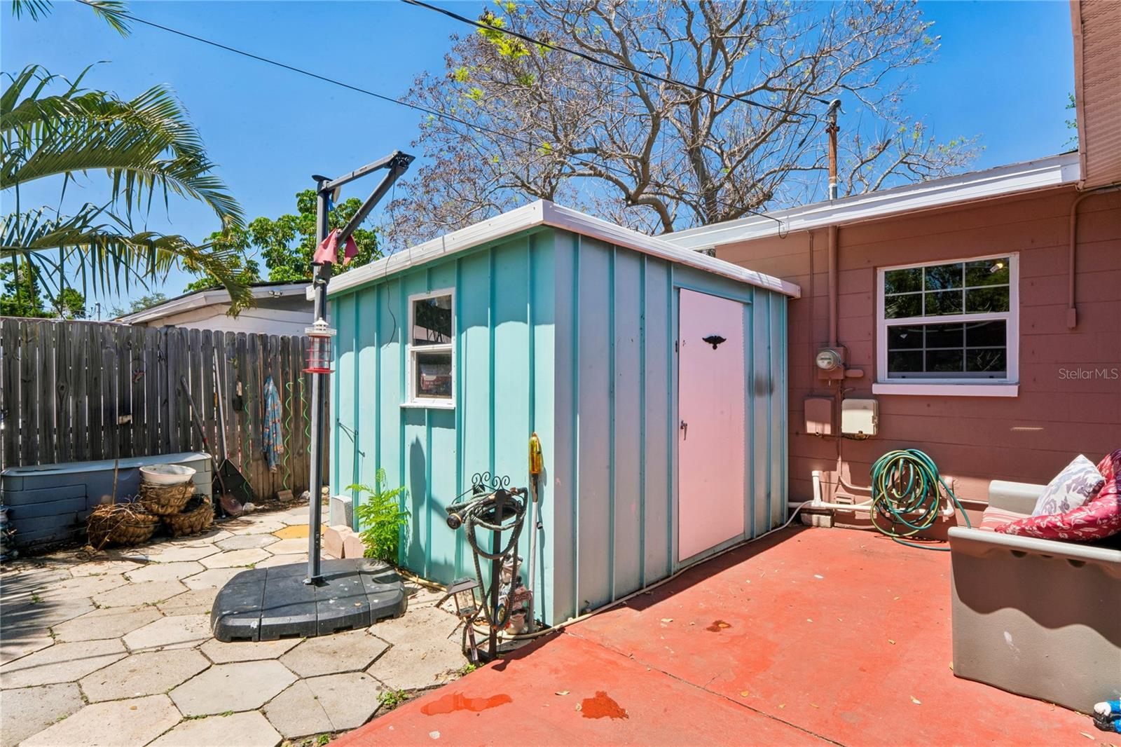 Image 28 of 39 For 348 Lewis Boulevard Se