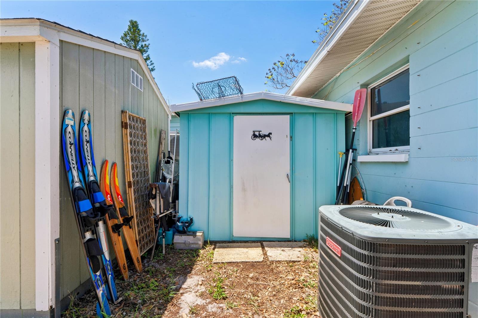 Image 33 of 39 For 348 Lewis Boulevard Se