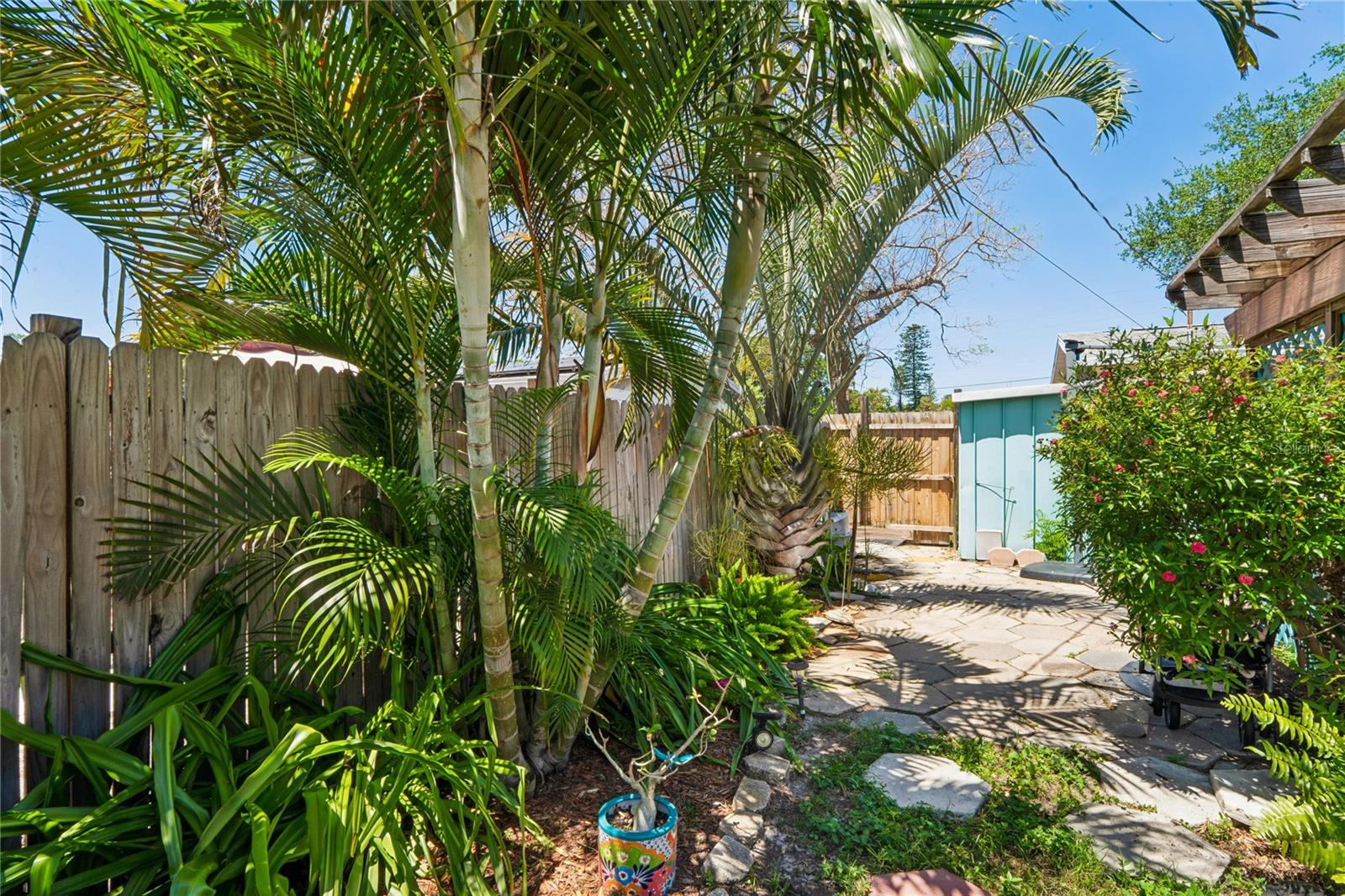 Image 36 of 39 For 348 Lewis Boulevard Se