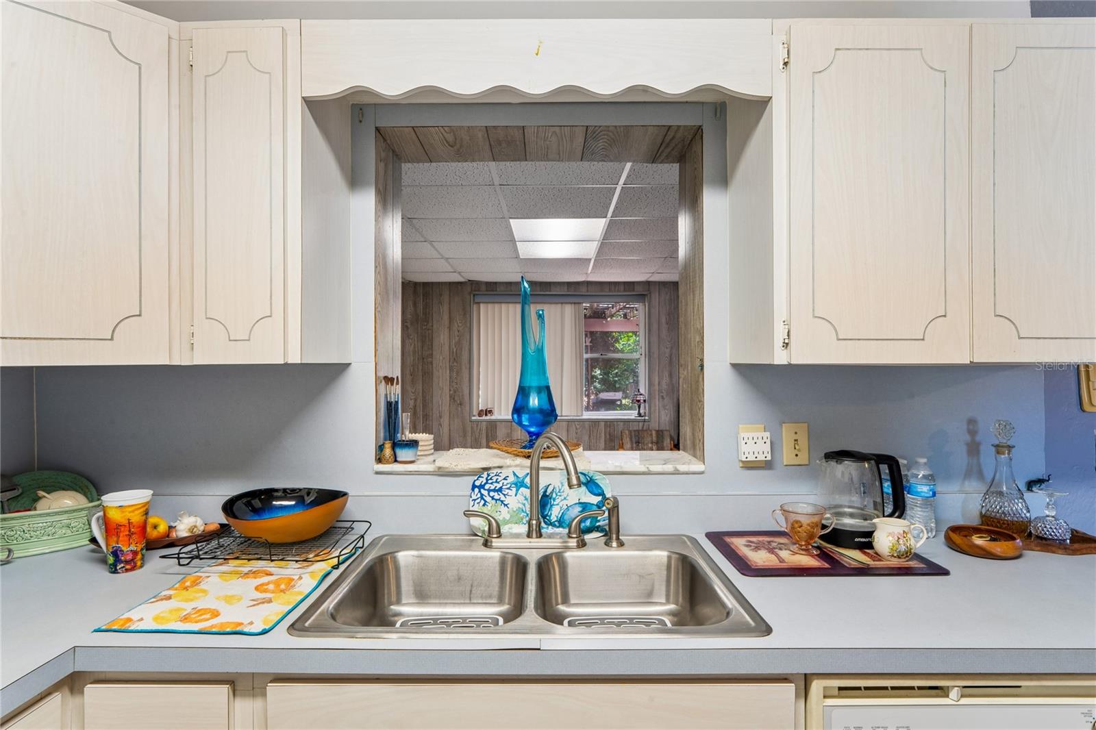 Image 8 of 39 For 348 Lewis Boulevard Se