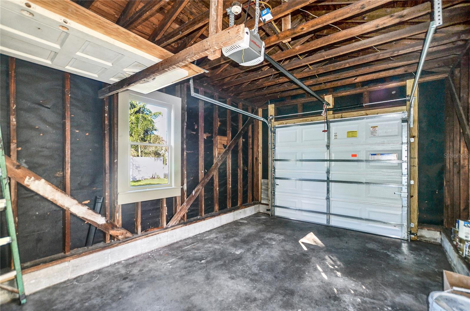 Image 10 of 23 For 301 Audubon Avenue