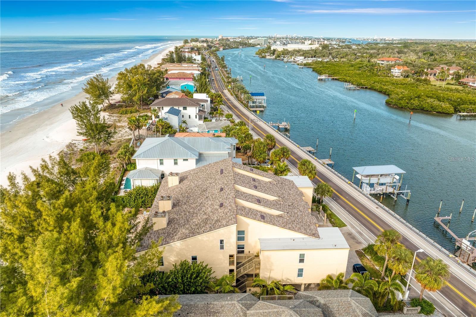 Image 10 of 33 For 20204 Gulf Boulevard 4