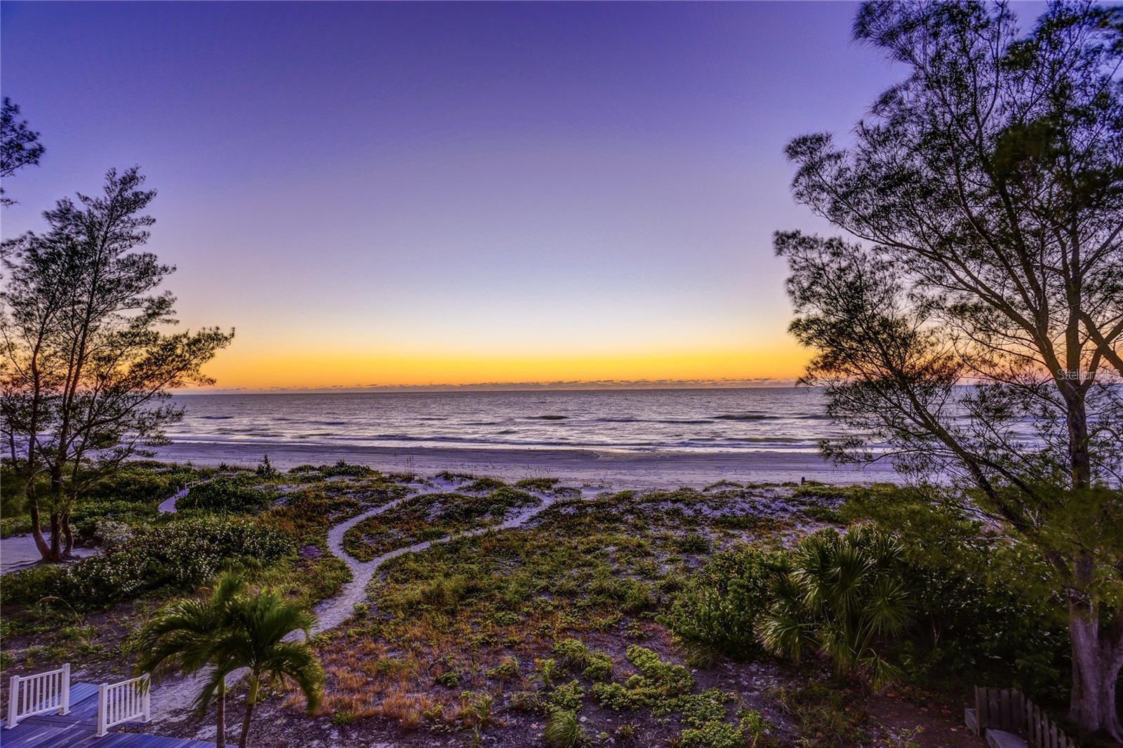 Image 21 of 33 For 20204 Gulf Boulevard 4