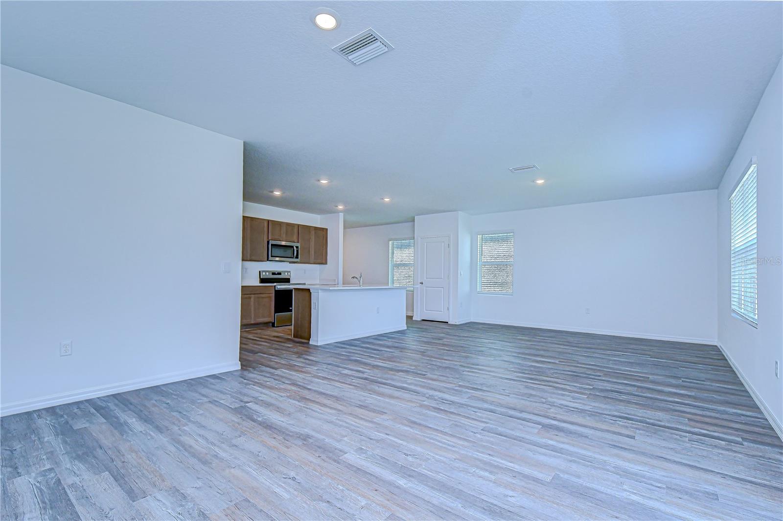Image 22 of 62 For 32463 Weathered Oak Drive