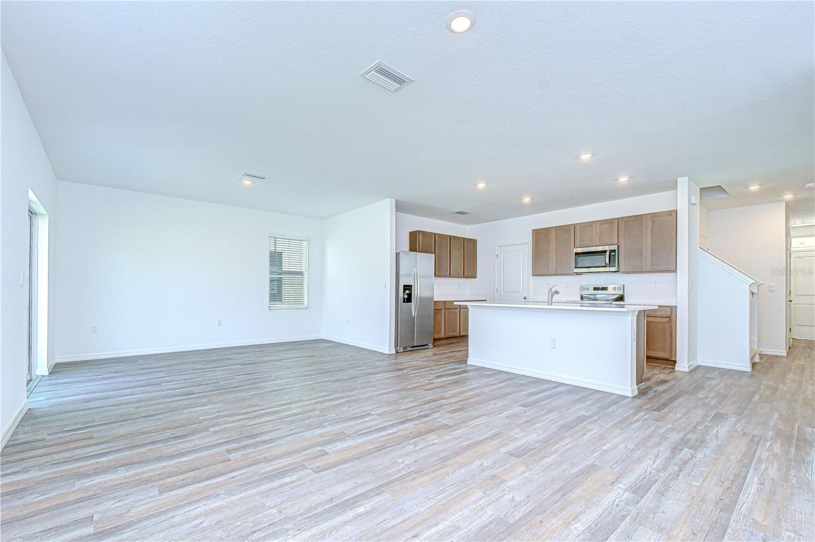 Image 25 of 62 For 32463 Weathered Oak Drive