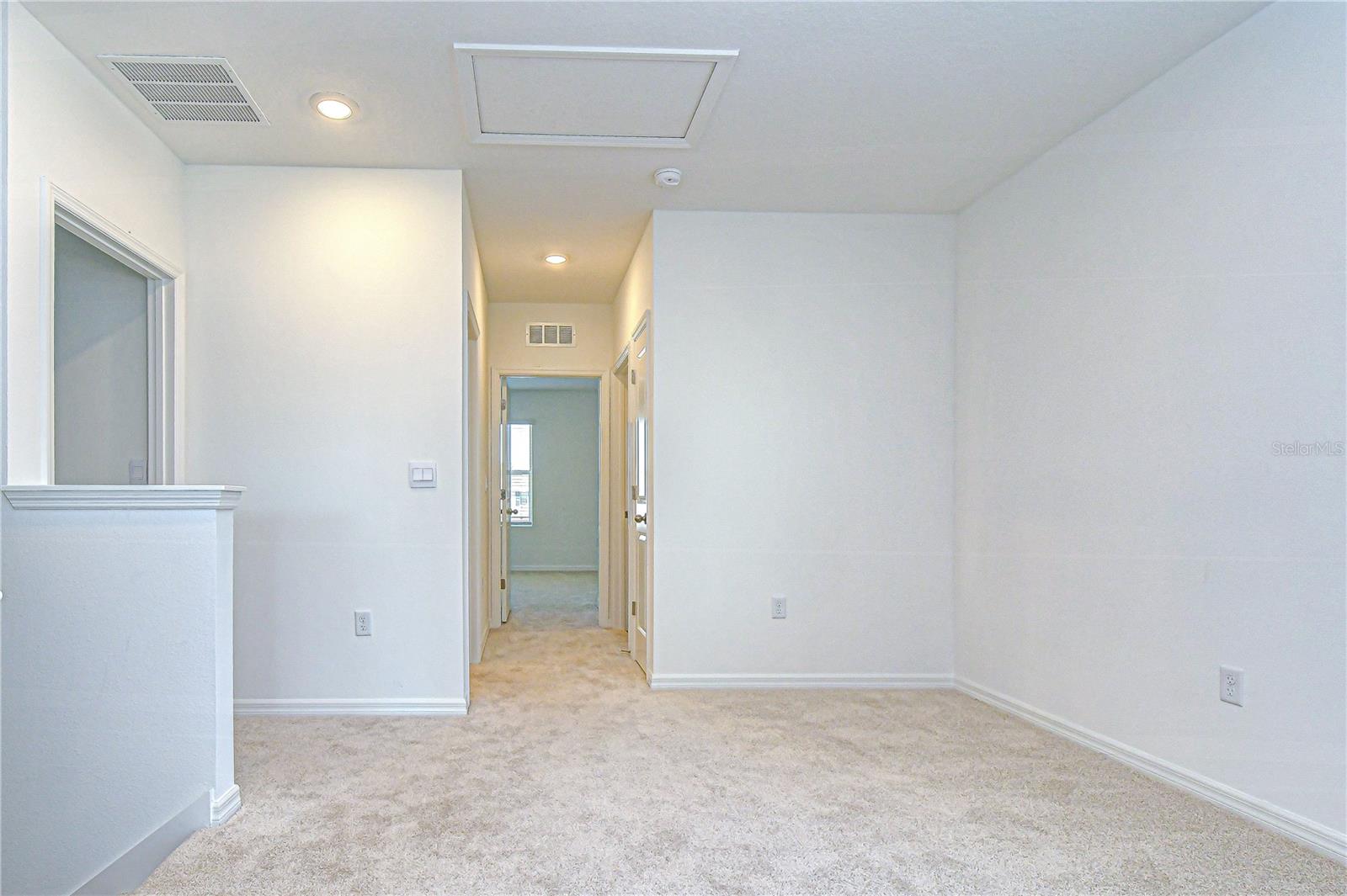 Image 30 of 62 For 32463 Weathered Oak Drive