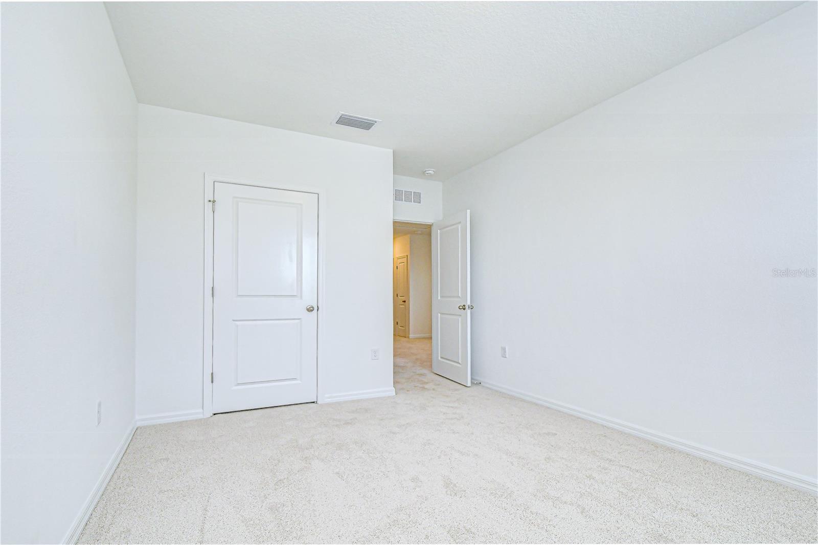Image 39 of 62 For 32463 Weathered Oak Drive