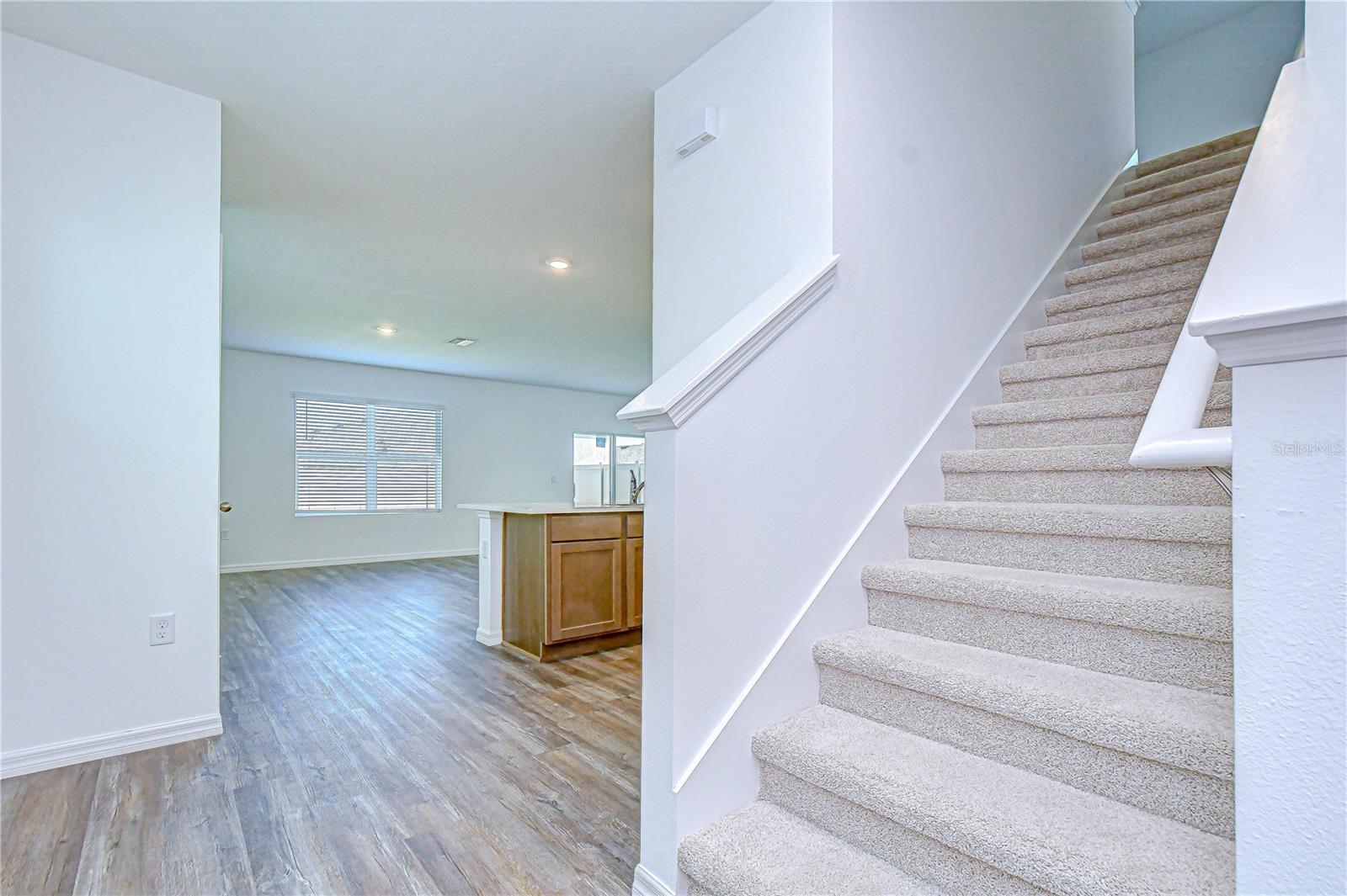 Image 7 of 62 For 32463 Weathered Oak Drive