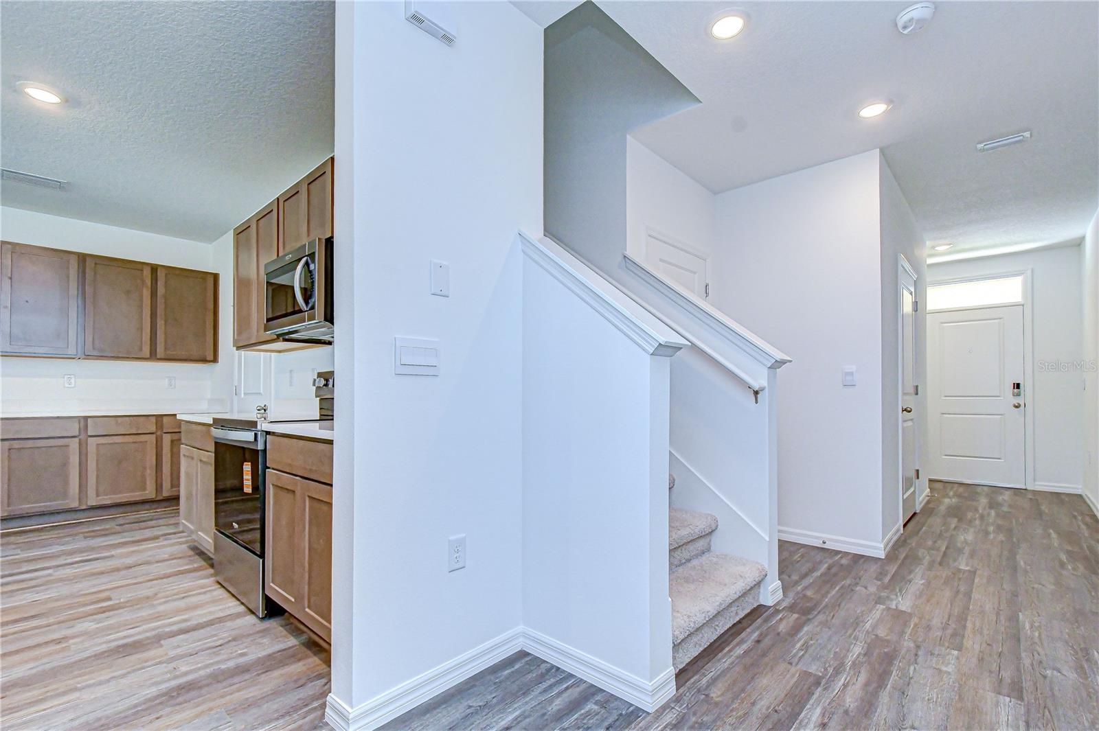 Image 8 of 62 For 32463 Weathered Oak Drive