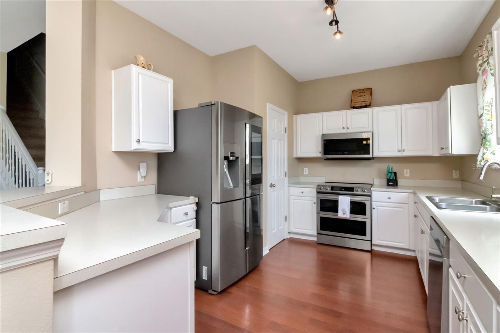 Image 11 of 38 For 11108 Silver Fern Way