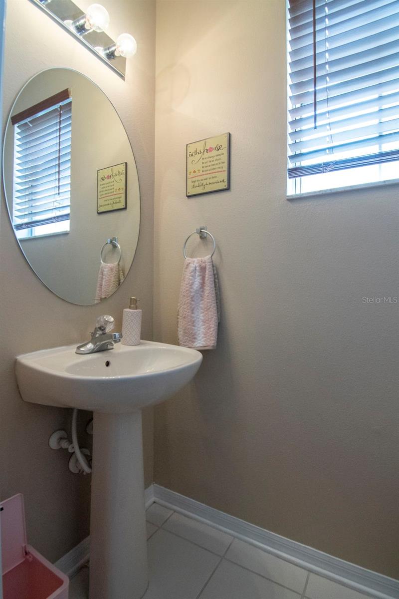 Image 17 of 38 For 11108 Silver Fern Way