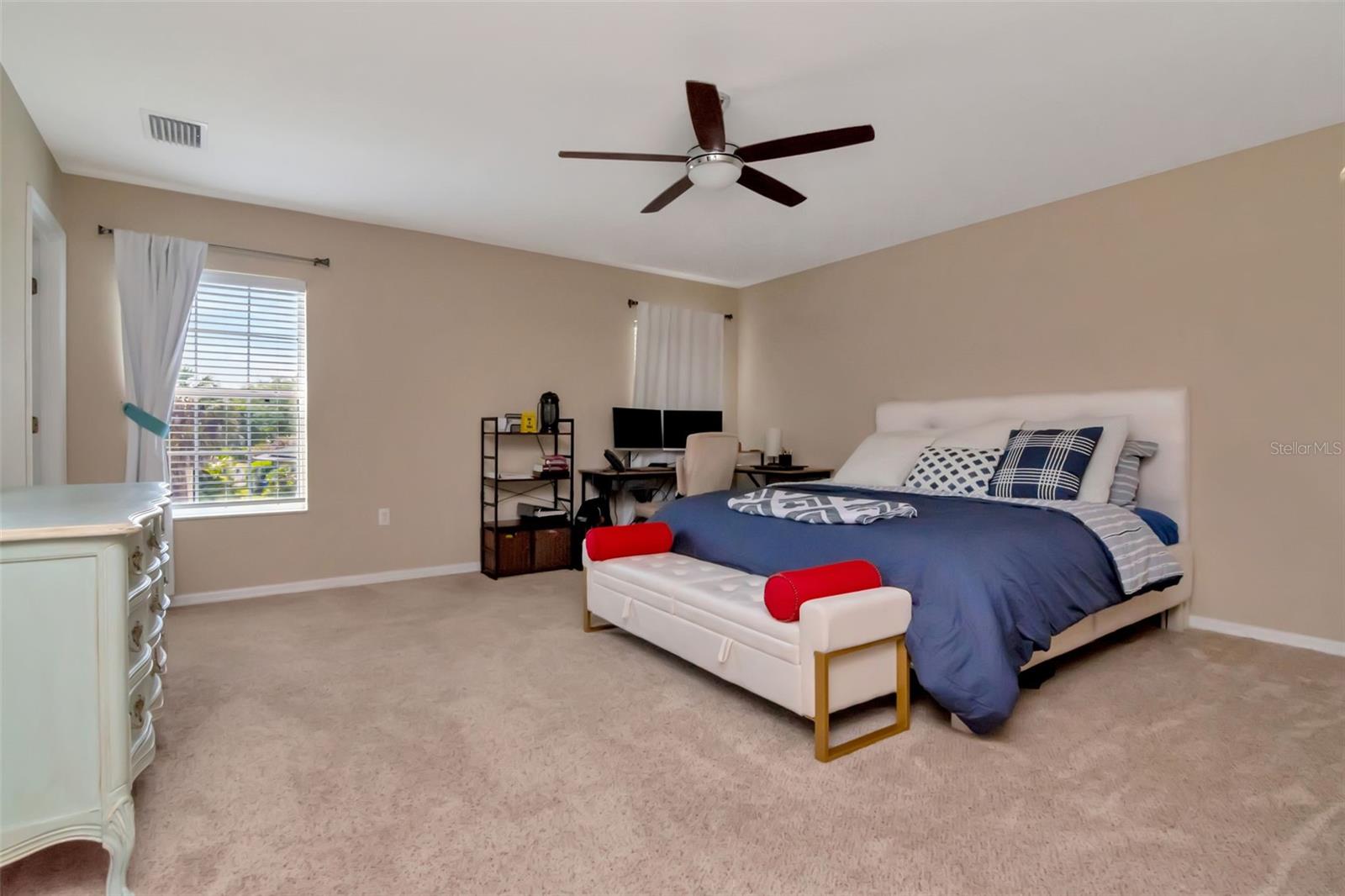 Image 22 of 38 For 11108 Silver Fern Way