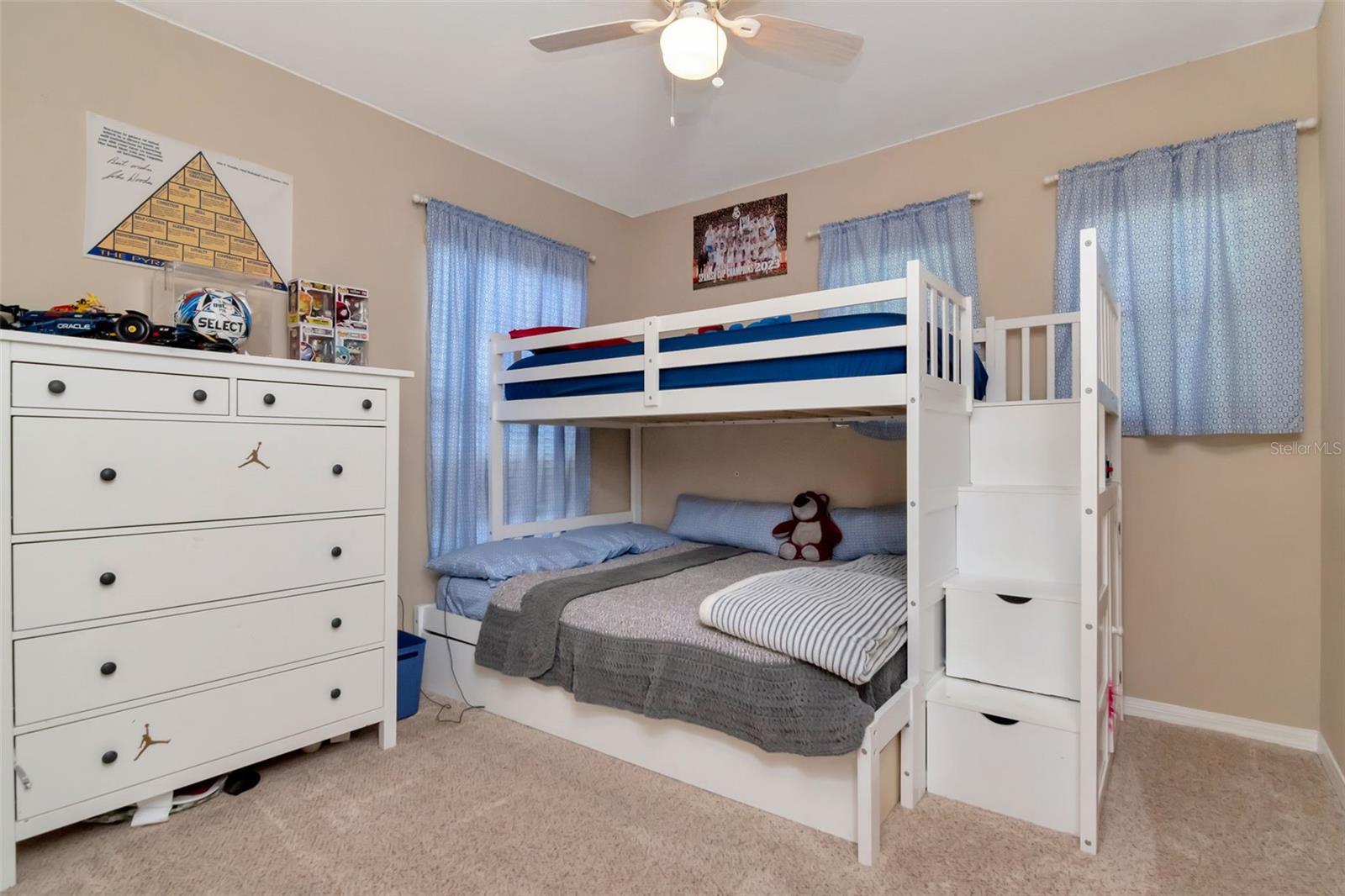 Image 28 of 38 For 11108 Silver Fern Way