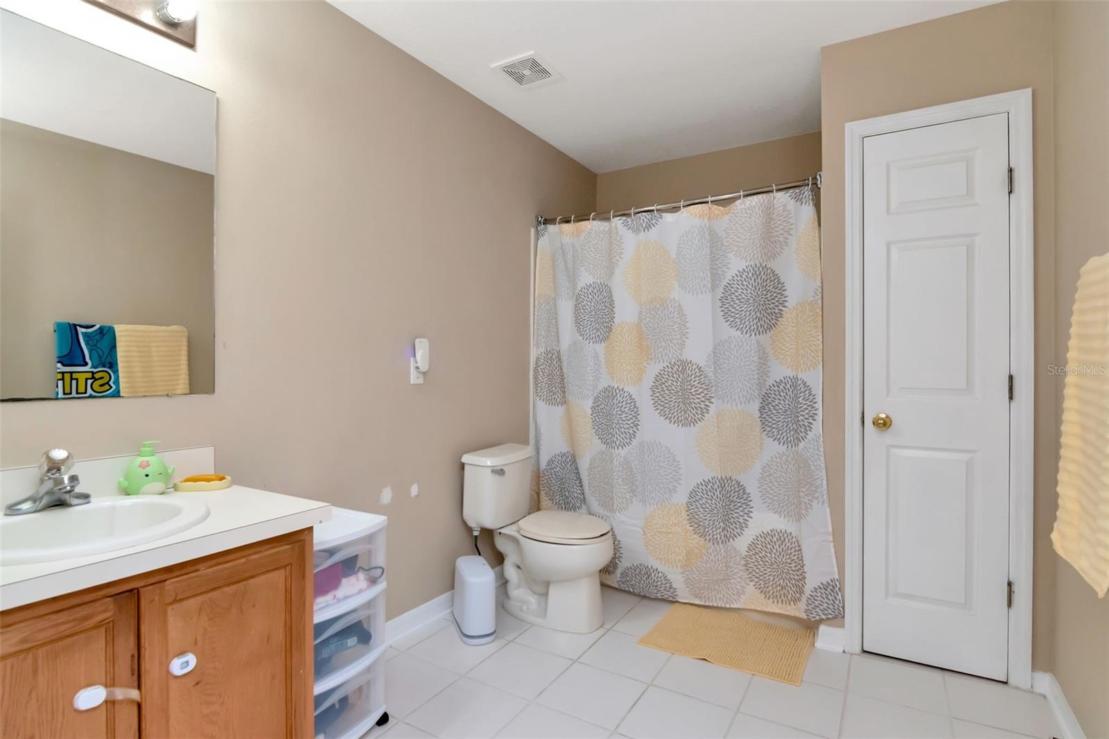 Image 31 of 38 For 11108 Silver Fern Way