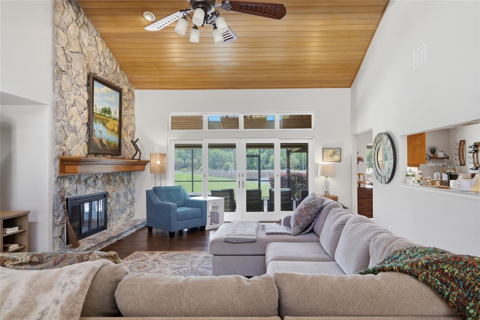 Image 12 of 48 For 29922 Baywood Lane