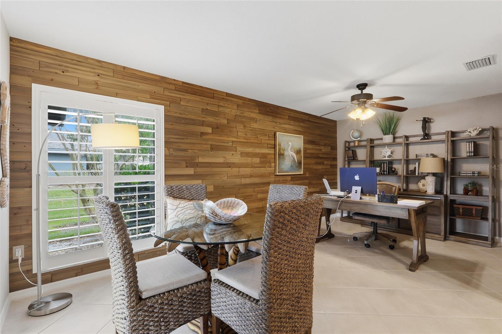 Image 13 of 48 For 29922 Baywood Lane