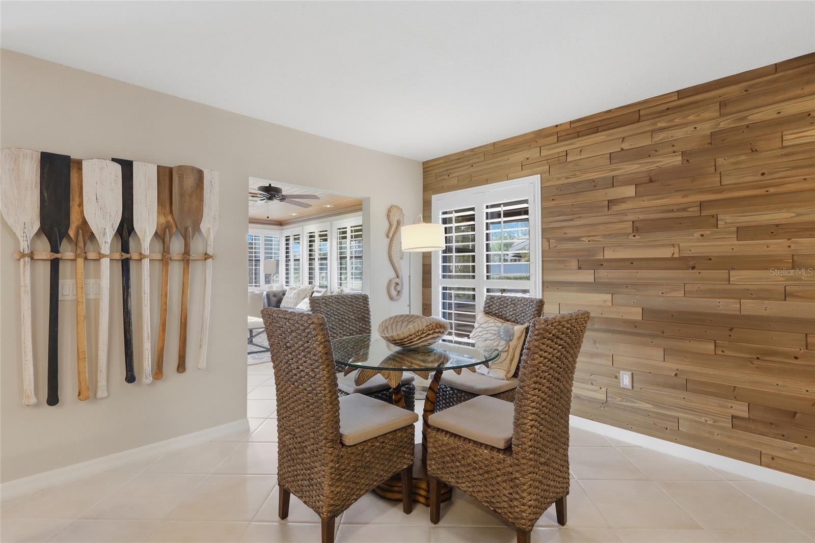 Image 14 of 48 For 29922 Baywood Lane