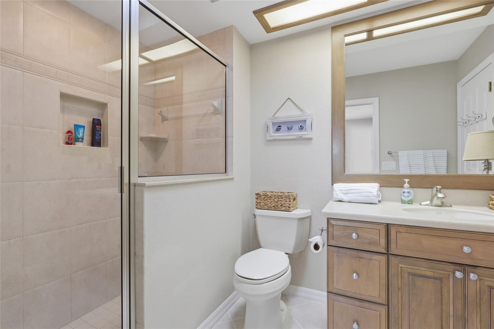 Image 22 of 48 For 29922 Baywood Lane