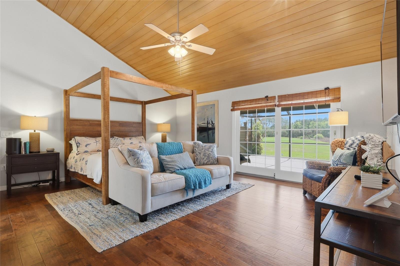 Image 27 of 48 For 29922 Baywood Lane