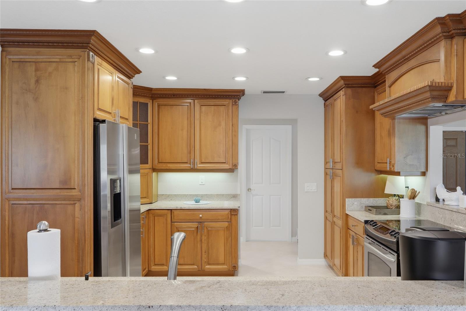 Image 35 of 48 For 29922 Baywood Lane