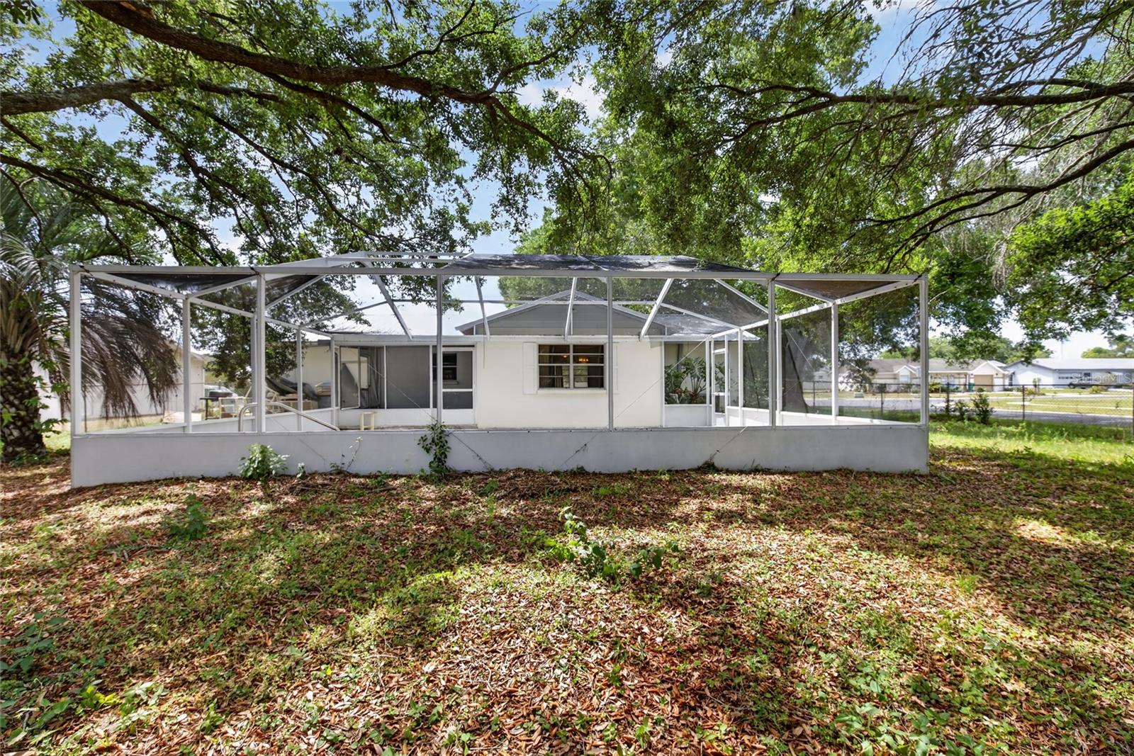 Image 17 of 29 For 7252 Landover Drive