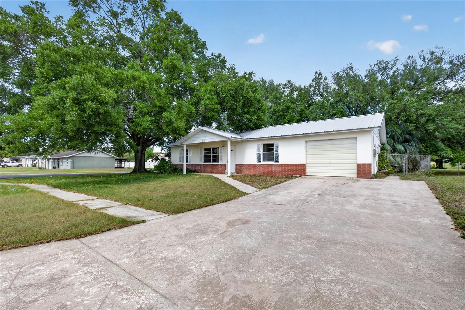 Image 25 of 29 For 7252 Landover Drive