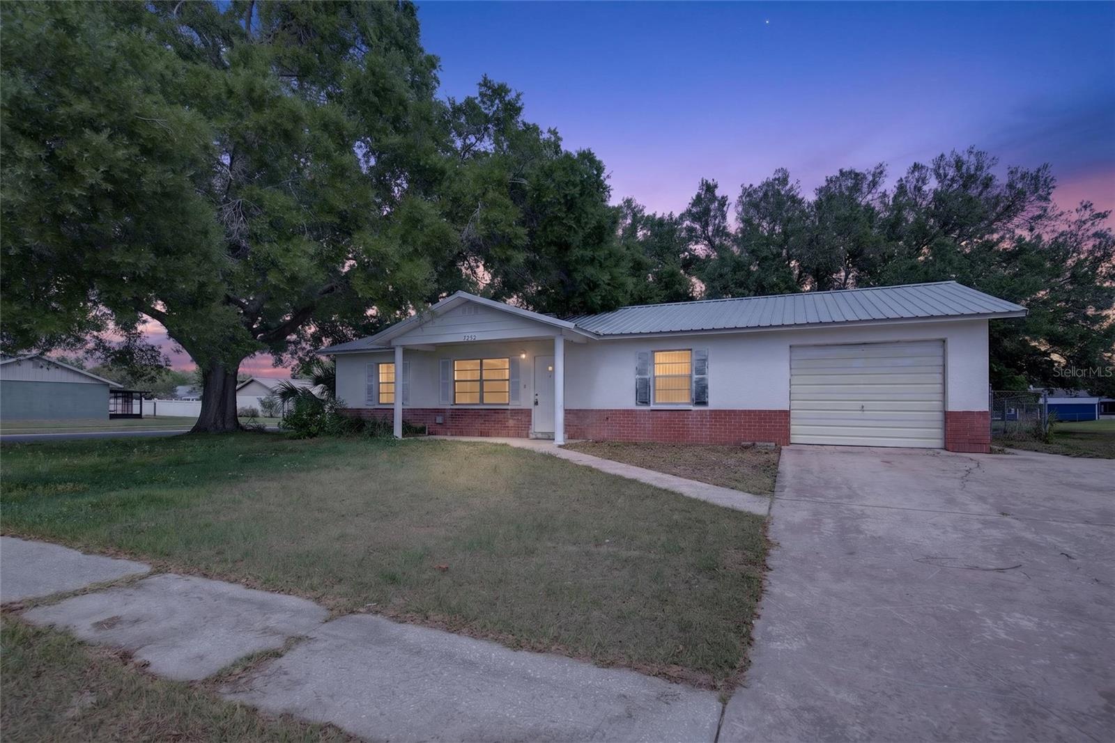 Image 26 of 29 For 7252 Landover Drive