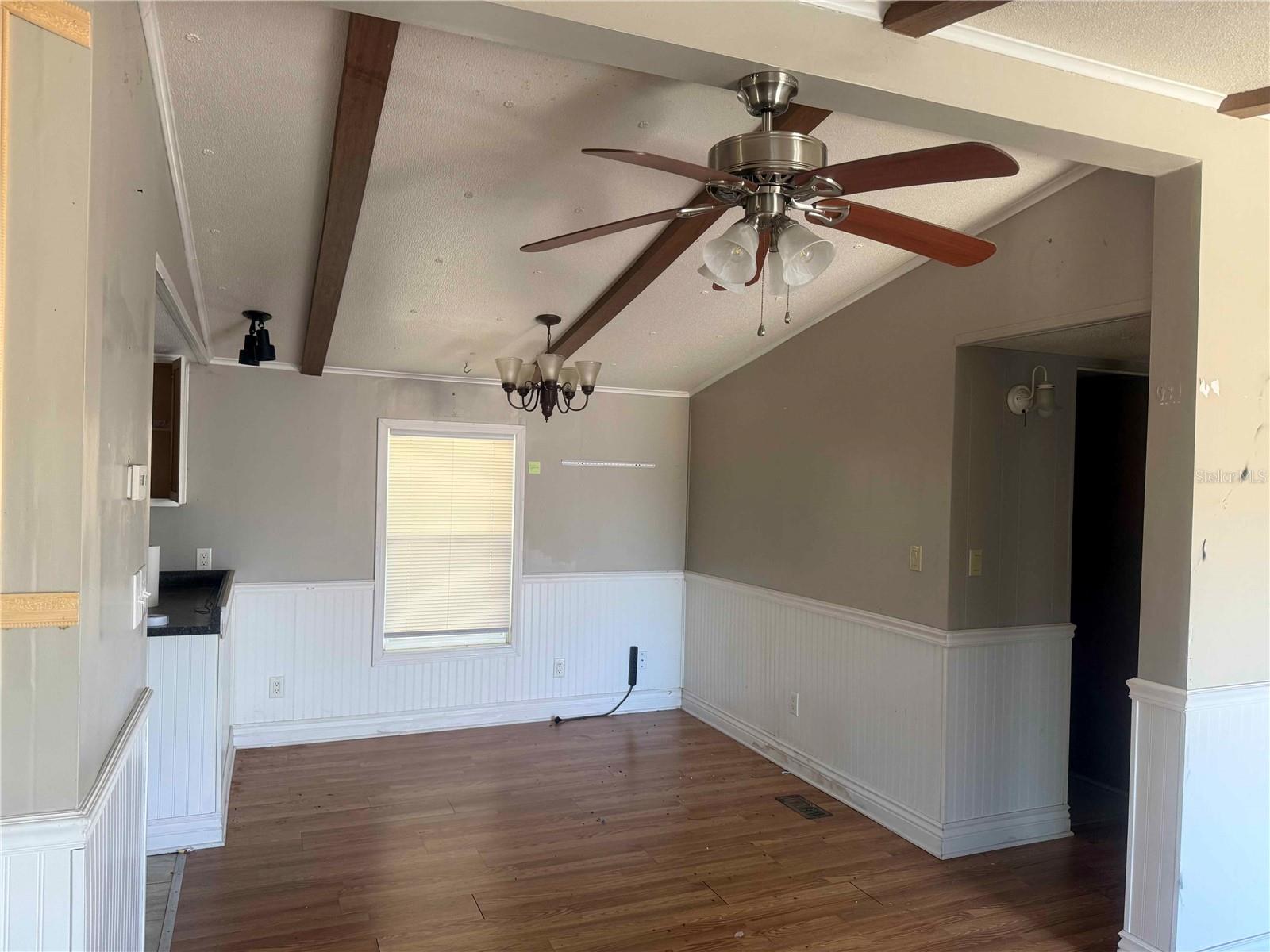 Image 6 of 36 For 4008 Pine Lane