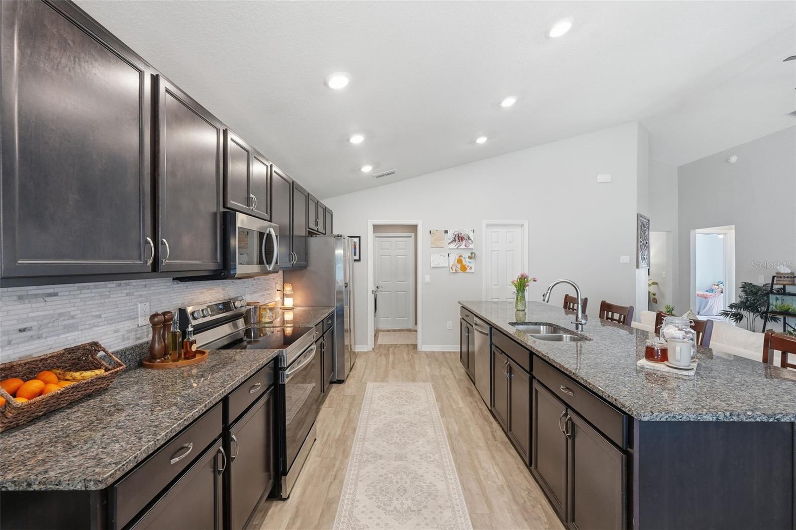 Image 11 of 34 For 11853 Stone Pine Street